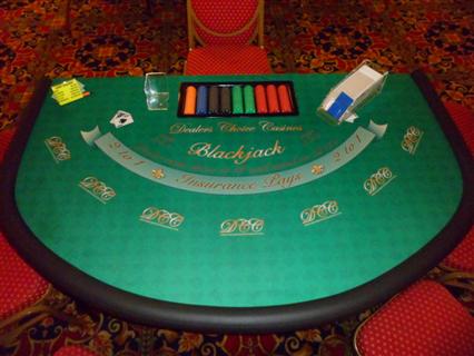 blackjack table simulator